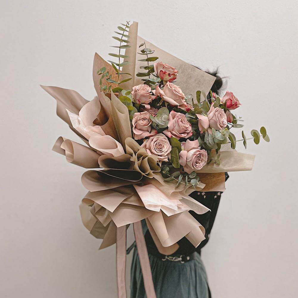 how-to-pick-the-best-wedding-anniversary-flowers-7